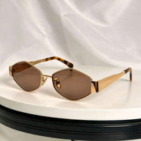 Lunettes de soleil tendance de haute qualité UV400, légères, confortables, à monture carrée complète, verres dégradés en PC, petites, vertes