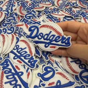 Patch brodé motif chaton de dessin animé mignon, logo équipe de baseball Los Angeles, pour vêtements, sacs et chapeaux, à thermocoller ou à coudre - Product Image 3