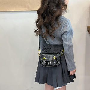 Neue Mini-Kindertasche im College-Stil Handtasche im Retro-Stil Mädchen-Umhängetasche - Product Image 3