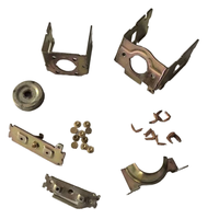 Colliers de serrage en acier inoxydable pour tuyaux de serre avec boulons et écrous, personnalisables pour les fermes et les clôtures à rails de guidage