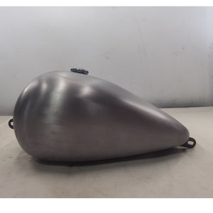 Tanque de Combustible de Gasolina de 24L para Harley Softail <span class=keywords><strong>Street</strong></span> <span class=keywords><strong>Fighter</strong></span> M8, Modelos Posteriores a <span class=keywords><strong>2018</strong></span> - Product Image 2