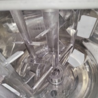 Équipement de fabrication de shampoing et de savon liquide de petite capacité 100L Pâte chauffante électrique Mélangeur cosmétique Réservoir de mélange de détergent