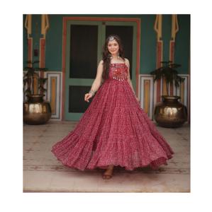 Vêtements et accessoires Vêtements traditionnels Robe Navratri pour femmes Derniers styles de robes de soirée du fournisseur indien - Product Image 1