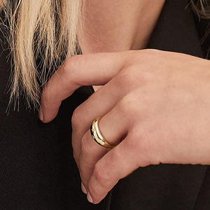 Anello in Oro Giallo con Diamante Taglio Brillante Rotondo Naturale Unisex per Uso Quotidiano T0042 - Product Image 6