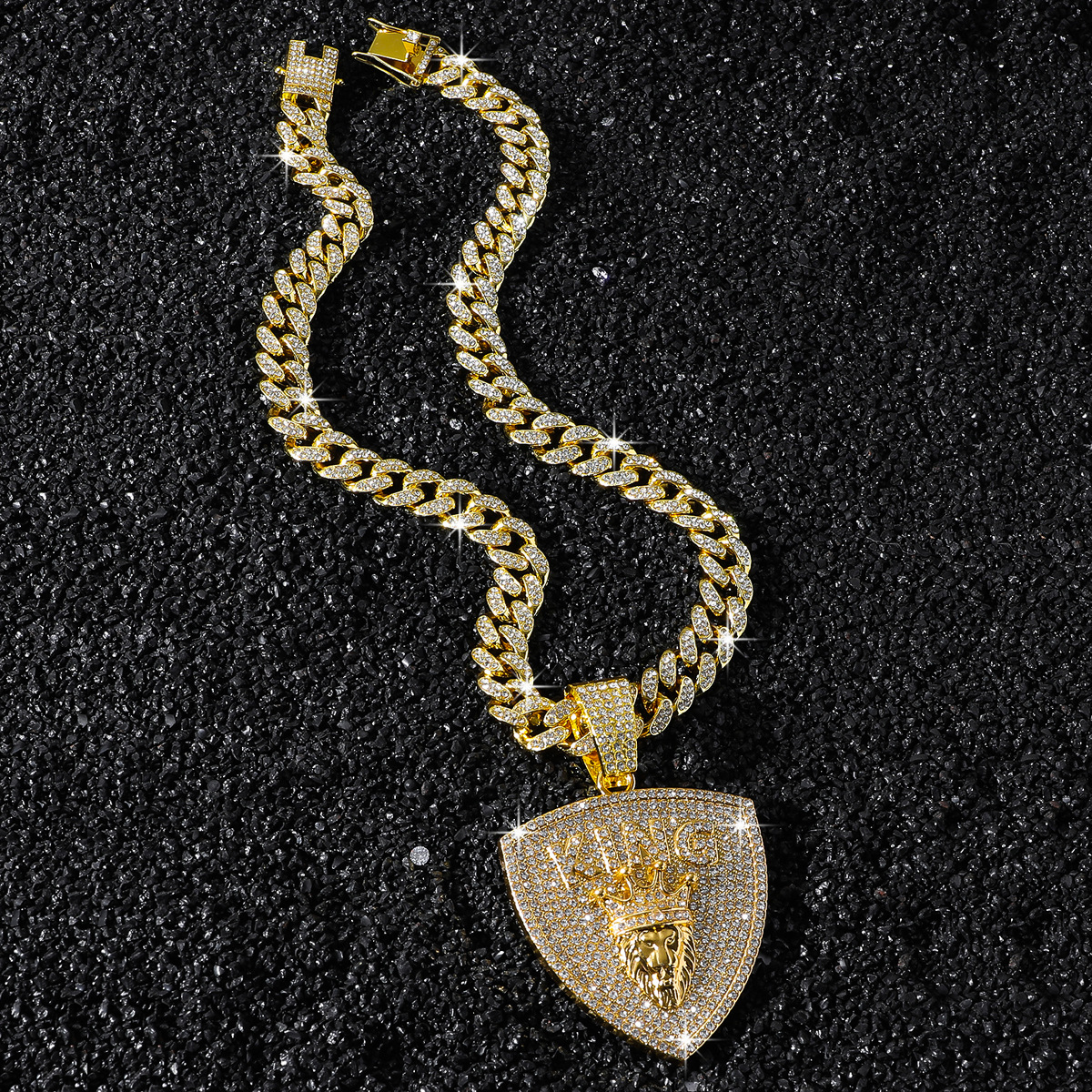 Gold-Pendant