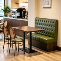Ensemble de meubles vintage pour café, banquette en cuir capitonnée, chaise en rotin, table de restaurant avec plateau en bois pour bistro, café, snack-bar
