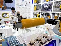 Pompe péristaltique industrielle, haute résistance à l'abrasion et à la corrosion pour le transport de liquides contenant des solides