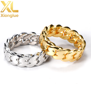 Bague Hip Hop unisexe en cuivre plaqué or 18 carats avec pierre en zircon - Product Image 1