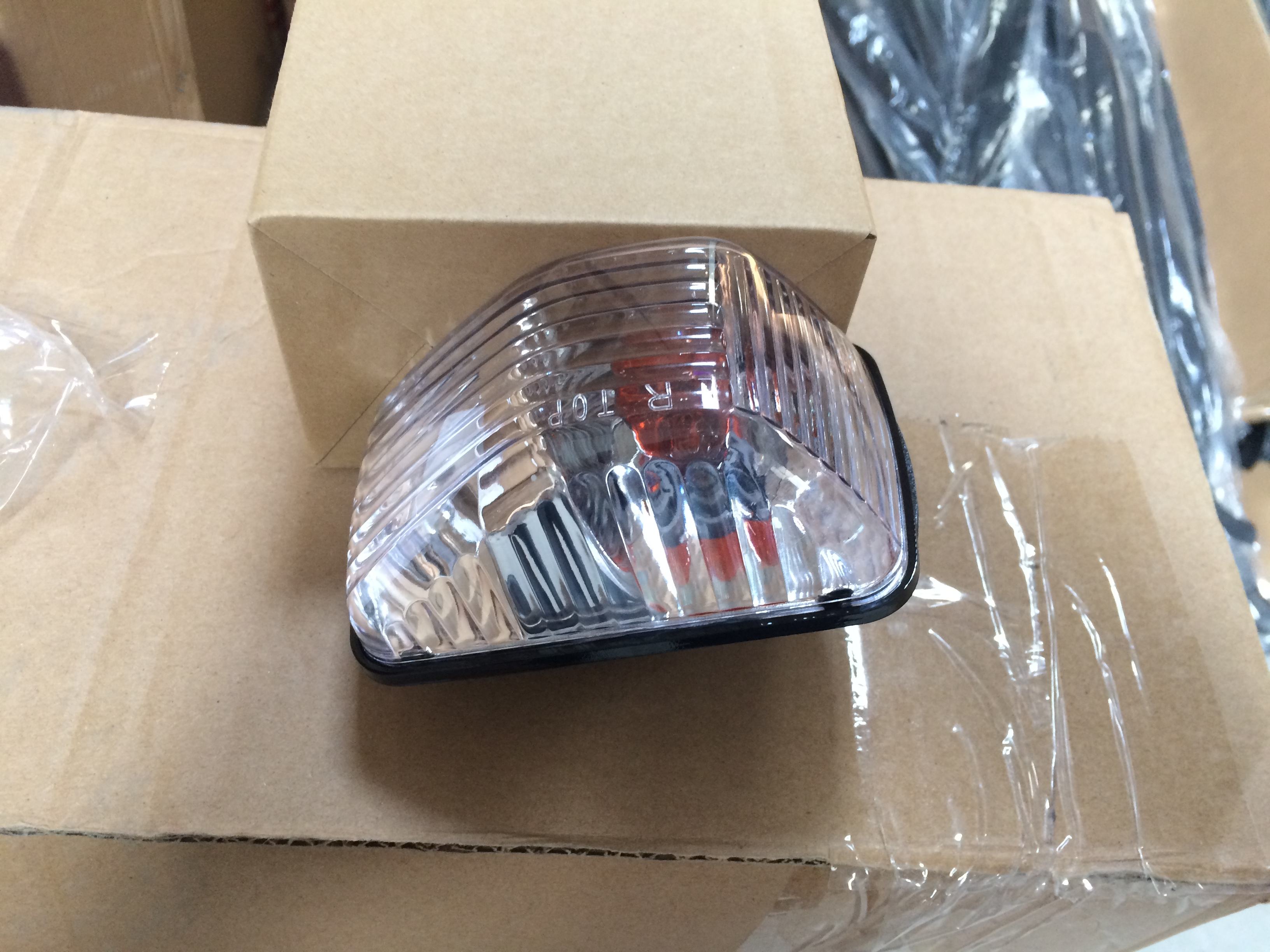 ธรรมชาติสีขาว