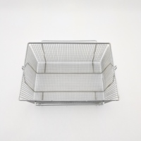 Panier de rangement pour fruits en fil d'acier inoxydable argenté de style industriel, écologique, durable, design flexible, métal tendance