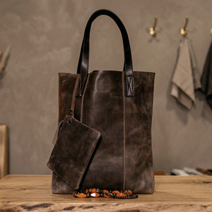 Sac à dos pour ordinateur portable en cuir véritable 100% imperméable, imprimés animaliers, souple, unisexe, durable, avec port USB, écologique, de luxe - Product Image 1