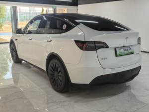 Tesla Model Y Facelift Long Range 2023 d'occasion, électrique, transmission intégrale automatique, R19, conduite à gauche, SUV pour adultes - Product Image 4
