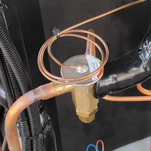 Système de refroidissement d'eau industriel, refroidisseur d'air avec compresseur à spirale, contrôle automatique, haute efficacité - Product Image 5