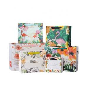 Sac en papier écologique personnalisé imprimé en 4 couleurs avec motif floral pour vêtements et chaussures avec fonction de laminage - Product Image 6