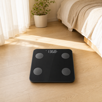 Balance connectée numérique unique avec application gratuite, surface en verre, capacité de 180 kg, alimentée par batterie, pour personnes à mobilité réduite