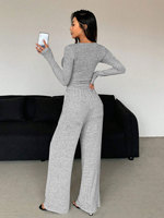 Automne 2026 Prêt-à-porter à manches courtes coupe ajustée Sexy col en v à manches longues pantalon large à la mode décontracté femmes pyjamas ensemble