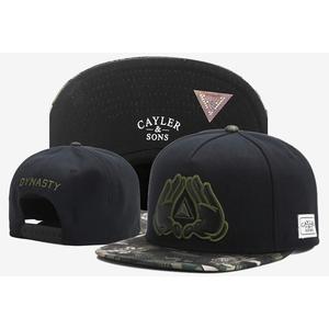 Hot bán <span class=keywords><strong>Cayler</strong></span> hóa đơn phẳng <span class=keywords><strong>Snapback</strong></span> mũ với Camo và hoa in <span class=keywords><strong>Snapback</strong></span> mũ chất lượng tốt thêu logo Mũ bóng chày - Product Image 3