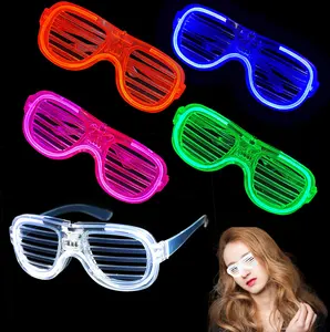 Оптовая продажа, светящиеся очки со светодиодными жалюзи, украшения для рождественской вечеринки, пластиковые принадлежности для новогодней вечеринки