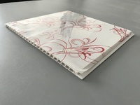 Panneaux de plafond en PVC modernes, imperméables, insonorisés et ignifuges, avec un design complexe estampé à chaud, installation suspendue pour usage commercial