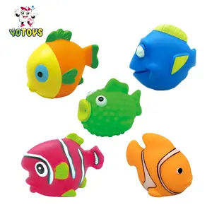 Dongguan factory Educational bath toys floating fish toy floating rubber fish per la promozione