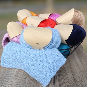 Fil artisanal 7S/1 55% <span class=keywords><strong>laine</strong></span> mérinos 15% <span class=keywords><strong>alpaga</strong></span> 30% nylon Fil mélangé pour crochet à la main 2,5 mm Fil teint en continu pour bricolage 50g - Product Image 5