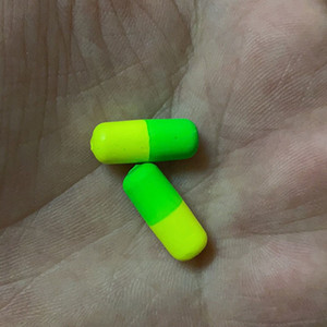 7x17mm jaune/vert petite taille dur Eps mousse pilule <span class=keywords><strong>bouée</strong></span> flotteurs fabrication de matériel de pêche - Product Image 2