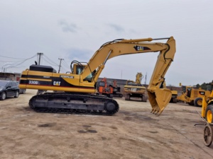 รถขุดตีนตะขาบ CAT 330BL มือสอง ผ่านการทดสอบอย่างสมบูรณ์ นำเข้าจากญี่ปุ่นแท้ น้ำหนัก 30 ตัน สภาพดี เครื่องจักรก่อสร้างสำหรับงานหนัก - Product Image 6