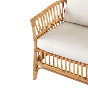 La silla ocasional Zoe presenta una artesanía de ratán natural ecológico con cojines de lujo, perfecta para un estilo elegante y sostenible. - Product Image 4