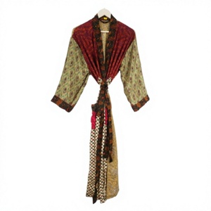 Robe kimono en soie japonaise vintage élégante et unique, faite à la main, pour femmes, style bohème, à fleurs, longueur genou, pour mariage d'été - Product Image 1