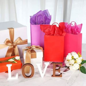 Petits cadeaux, sacs de fête avec poignées, sacs en papier pour cadeaux, sacs pour Noël, mariage, baby shower, anniversaire - Product Image 2