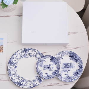 Wholesale European Style Luxury 3pcs Bone China Dinner Plates - Product Image 4