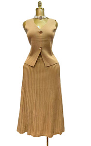 Conjunto de Traje de Punto Estilo Europeo y Americano <span class=keywords><strong>con</strong></span> <span class=keywords><strong>Chaleco</strong></span> Casual de Cuello en V y Falda Plisada al por Mayor - Product Image 6