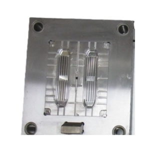 Buena calidad precisión NAK80 Metal personalizado conducción grabadora carcasa vehículo molde plástico inyección molde OEM marca TW origen - Product Image 1