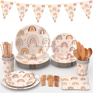 Decoraciones de Fiesta Bohemias Arcoíris, Platos de Papel <span class=keywords><strong>en</strong></span> Tonos Suaves, Manteles, Vasos, Servilletas y Cuchillos - Product Image 1