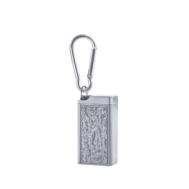 Plata pequeña grabada