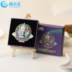 مغناطيسات ثلاجة معدنية حديثة مخصصة بأشكال ثلاثية الأبعاد وطباعة بارزة - Product Image 1