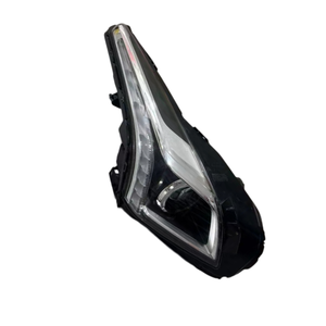 Conjunto de Faros LED Originales para <span class=keywords><strong>CTS</strong></span>, 6000K, Remanufacturados, 12V, 70W, 6500 Lúmenes - Product Image 2