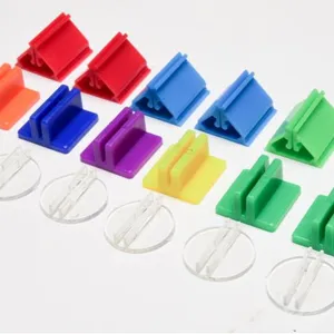 Soporte de plástico personalizado para juegos de mesa, componentes de plástico para cartas estándar PS
