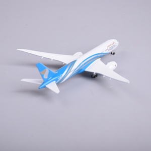 โมเดลเครื่องบินเรซิ่น ขนาด 20 ซม. โบอิ้ง <span class=keywords><strong>787</strong></span> สายการบินโอมาน สำหรับตกแต่งคริสต์มาส - Product Image 4