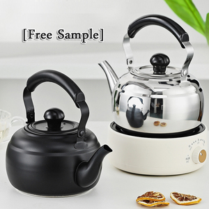 Bollitore in Acciaio Inox <span class=keywords><strong>da</strong></span> 1,5L dal Design Classico, Sostenibile, Compatibile con Fornelli a Induzione, <span class=keywords><strong>Teiera</strong></span> con Fischio per Ristoranti e Hotel - Product Image 3