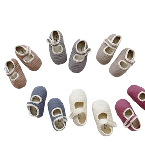 Zapatos de Lona Coloridos y Lindos para Bebés Recién Nacidos, Diseño Personalizado 2021, Primeros Pasos, Casuales y Ligeros, para Niños y Niñas - Product Image 1