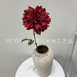 Flor Artificial de Seda Roja de una Sola Rama, 50g, Decoración para Interiores y Exteriores, Accesorios para Bodas y Hogar - Product Image 3