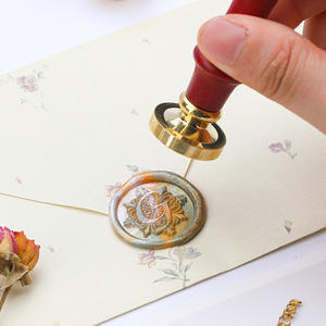 Ensemble de tampons alphabet Iris, 26 lettres anglaises, tête de tampon à cire à cacheter, manche en bois de hêtre rouge - Product Image 3