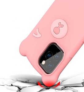 Personalizado al por mayor fábrica de dibujos animados lindo oso suave tpu funda para teléfono móvil para Iphone 11 - Product Image 4