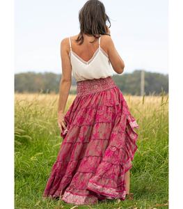Grossiste De Vêtements pour Femmes Tendance Ibiza Sari Soie Jupe Basse Haute - Product Image 3