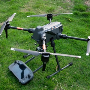 Dron de Inspección Impermeable de 4 Ejes con Cámaras Duales 8K, Seguimiento por IA y ADS-B para Inspección Aérea de Líneas Eléctricas - Product Image 1
