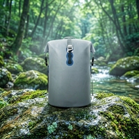 Sac à dos de rangement extérieur Yuanfeng 500D en bâche PVC étanche IPX-6 de 30L pour camping et randonnée OEM ODM
