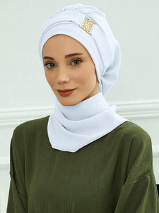 Expédition rapide 2024 nouveau islamique ethnique instantané Hijab écharpe arabe musulman <span class=keywords><strong>bandeau</strong></span> Turban Hijab avec accessoires en métal - Product Image 3