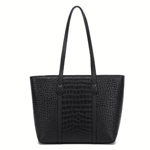 Shower Caddy Mesh Tote Bag Quick Dry Toiletry Bath Bag Portable Hanging Bath Organizer For College Dorm Beach Swimming Travel - Product Image 5