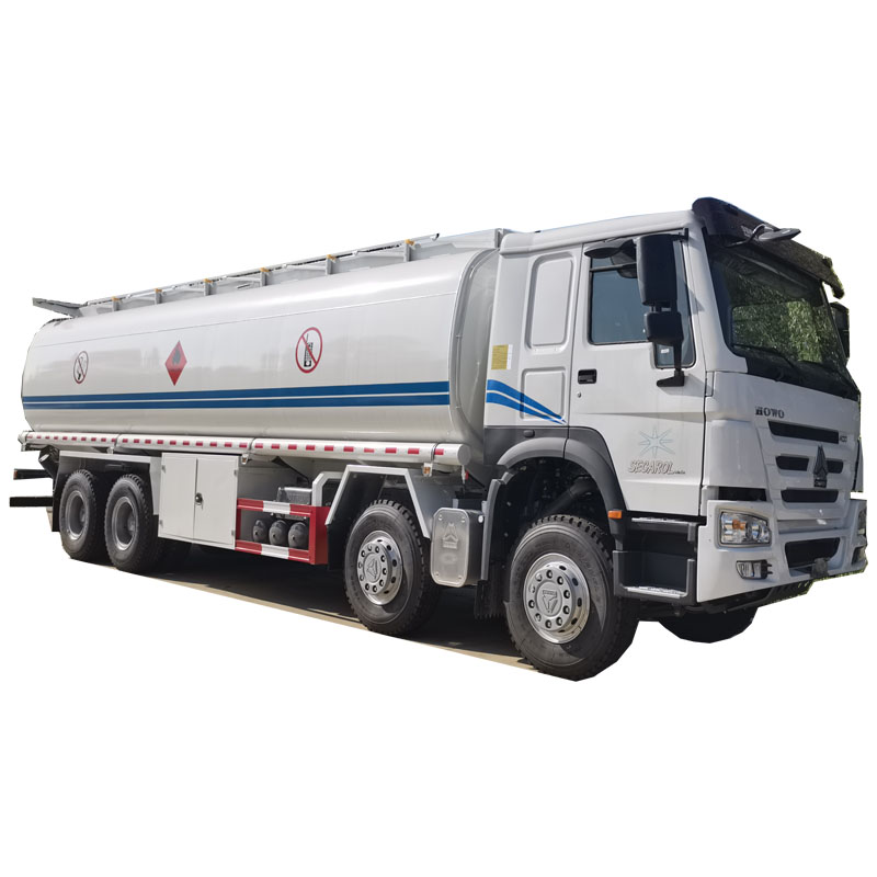 Большая емкость 30 кубических метров Sinotruk 8*4 бензовоз для транспортировки топлива на экспорт